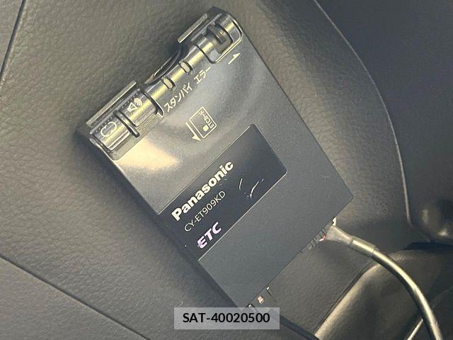 Suzuki SWIFT 2013-08 8458561-6