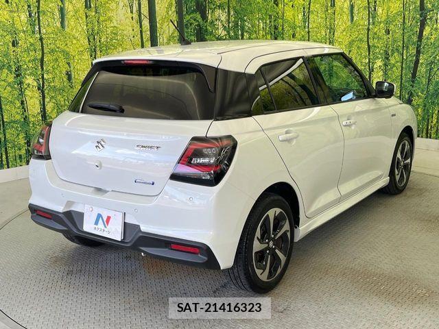 Suzuki SWIFT 2024-06 8458558-17