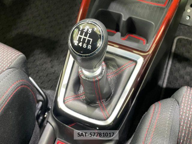 Suzuki SWIFT 2024-01 8458556-2