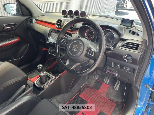 Suzuki SWIFT 2018-04 8458562-9