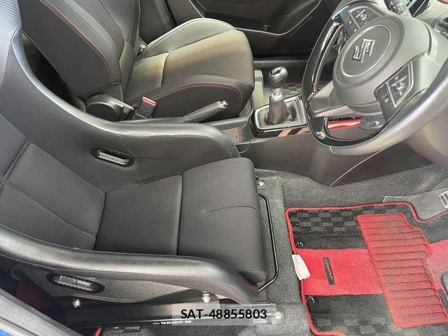 Suzuki SWIFT 2018-04 8458562-11