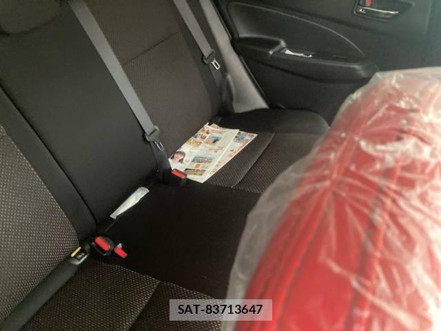Suzuki SWIFT 2018-07 8486134-20