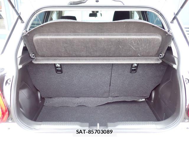 Suzuki SWIFT 2023-06 8486142-19