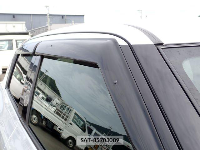 Suzuki SWIFT 2023-06 8486142-25