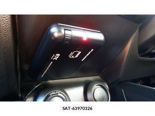 Suzuki SWIFT 2021-06 8486141-23