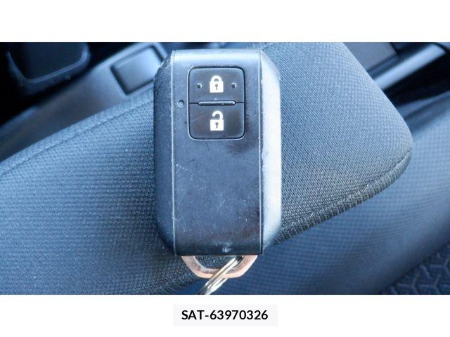Suzuki SWIFT 2021-06 8486141-26