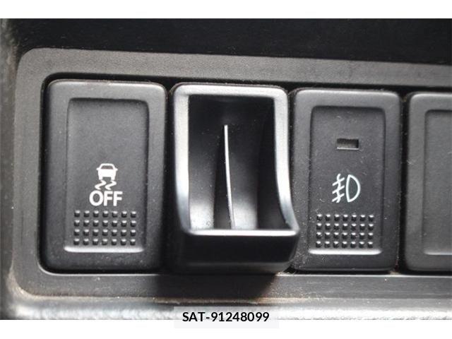 Suzuki SWIFT 2012-08 8486144-3