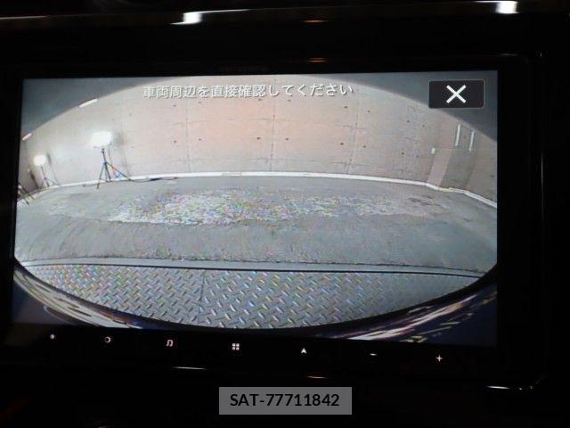 Suzuki SWIFT 2024-04 8527623-13