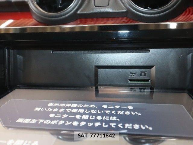 Suzuki SWIFT 2024-04 8527623-15