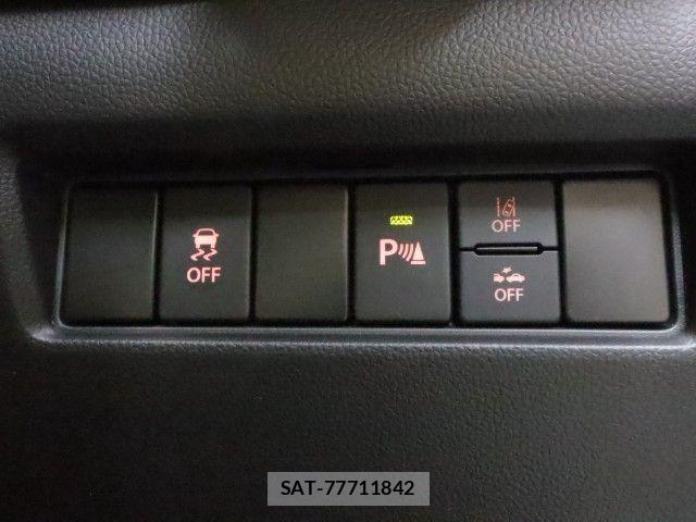 Suzuki SWIFT 2024-04 8527623-21