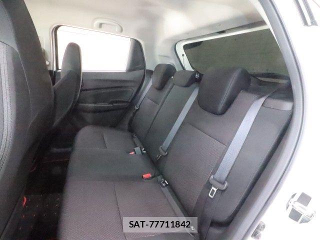Suzuki SWIFT 2024-04 8527623-6
