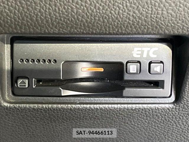 Suzuki SWIFT 2018-08 8527626-6