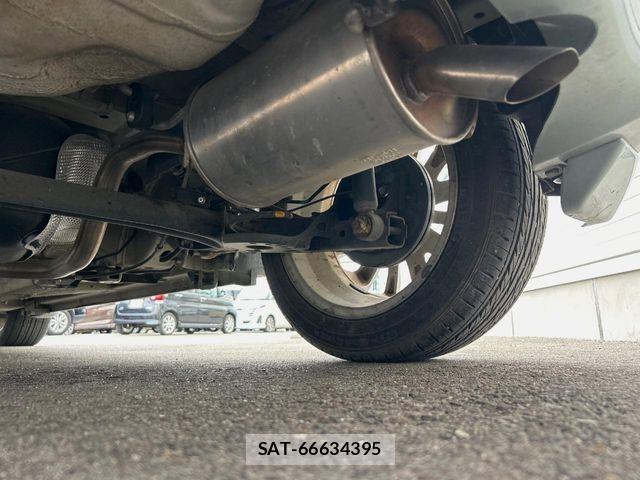 Suzuki SWIFT 2011-08 8527632-18