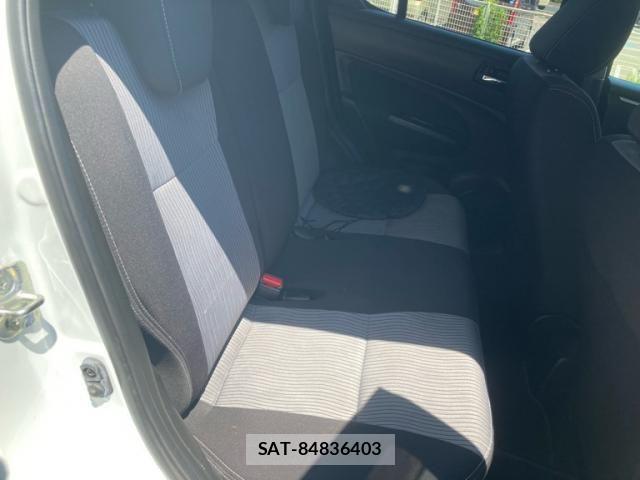 Suzuki SWIFT 2011-12 8527634-22