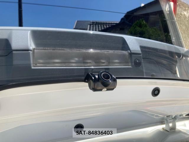 Suzuki SWIFT 2011-12 8527634-24