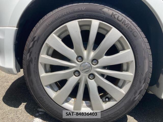 Suzuki SWIFT 2011-12 8527634-7