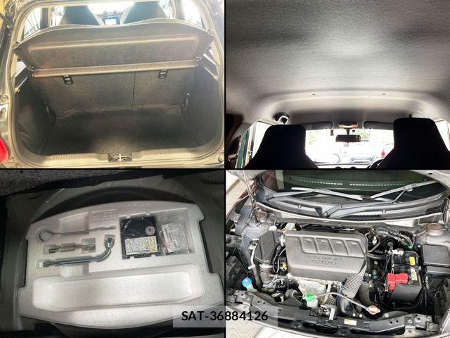Suzuki SWIFT 2021-05 8527624-12