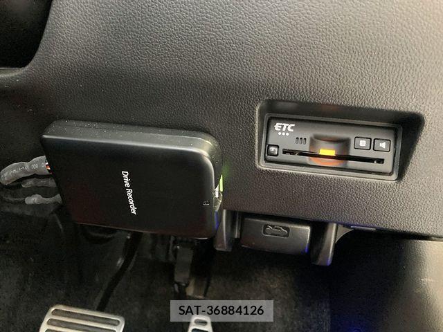 Suzuki SWIFT 2021-05 8527624-25