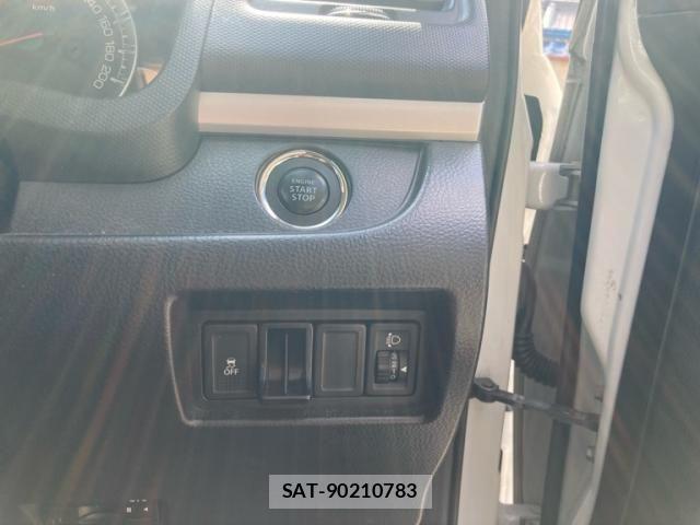 Suzuki SWIFT 2015-11 8527635-13