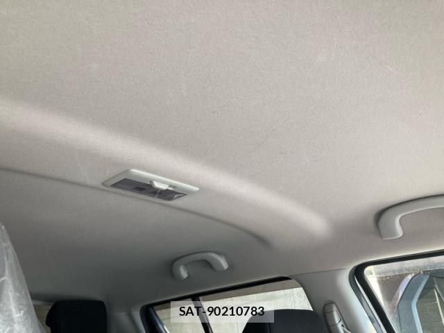 Suzuki SWIFT 2015-11 8527635-18