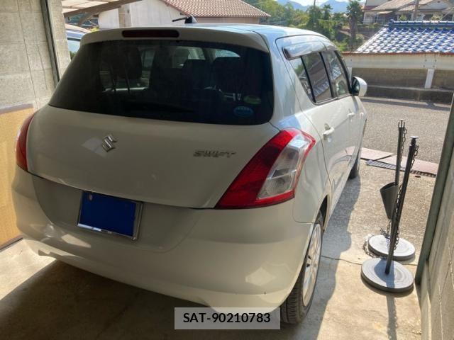 Suzuki SWIFT 2015-11 8527635-4