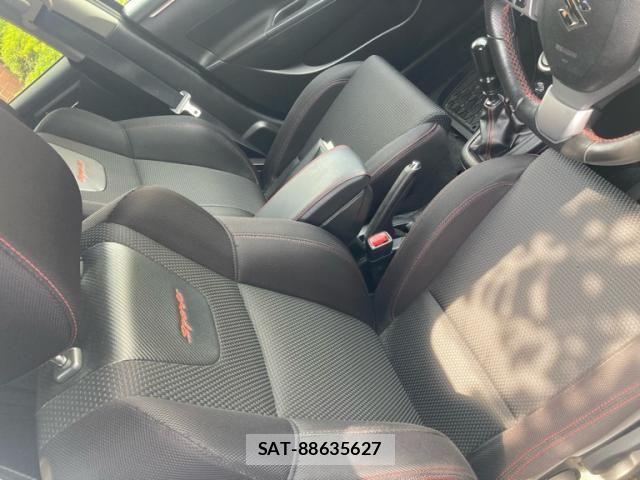 Suzuki SWIFT 2013-12 8527630-9