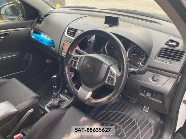 Suzuki SWIFT 2013-12 8527630-8