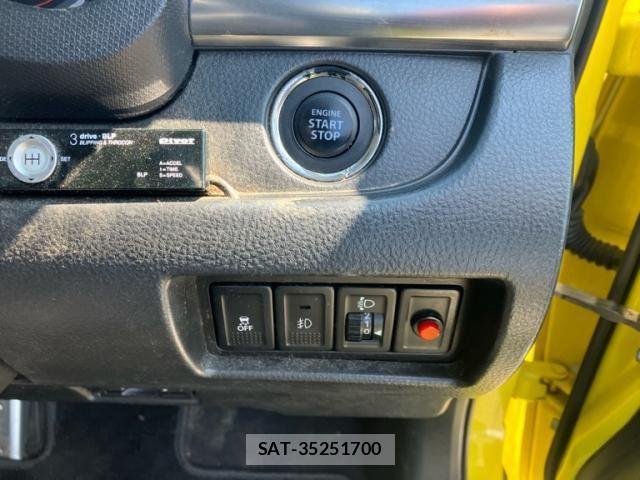 Suzuki SWIFT 2011-12 8563718-9