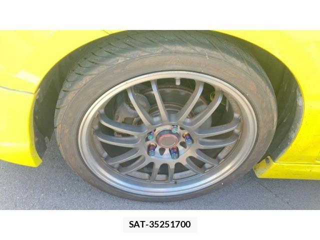 Suzuki SWIFT 2011-12 8563718-19