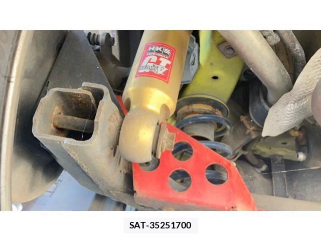 Suzuki SWIFT 2011-12 8563718-29