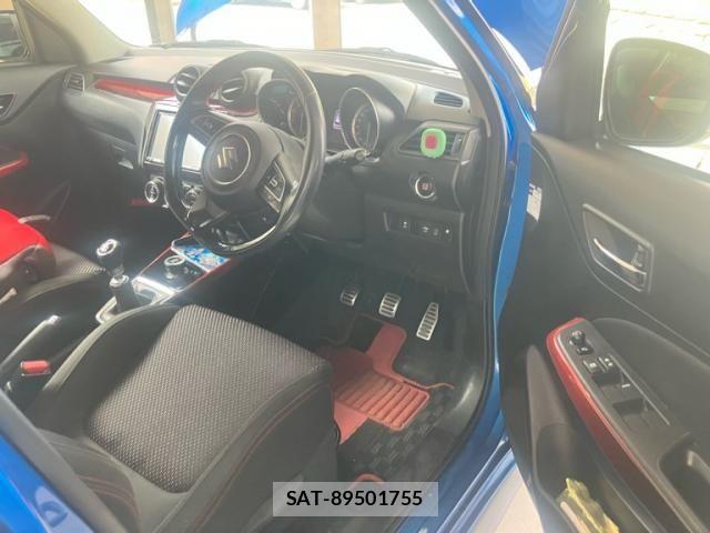 Suzuki SWIFT 2018-01 8563714-9
