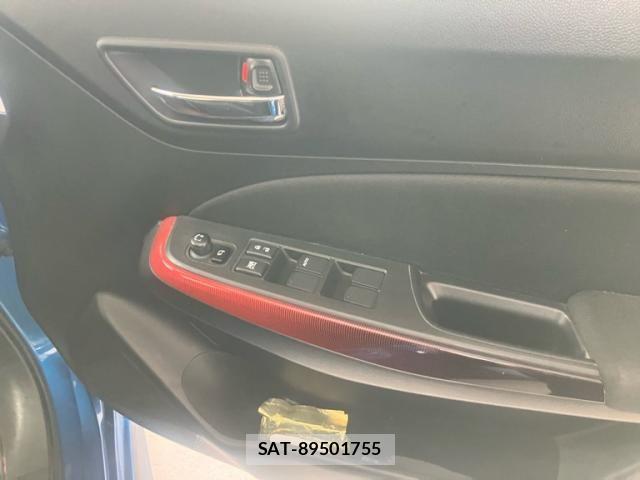 Suzuki SWIFT 2018-01 8563714-14