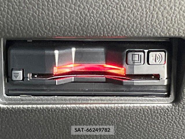 Suzuki SWIFT 2021-05 8563713-6