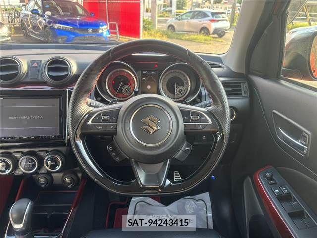 Suzuki SWIFT 2021-05 8563709-8
