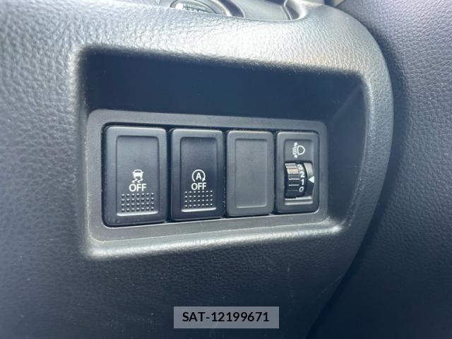 Suzuki SWIFT 2013-08 8563719-12