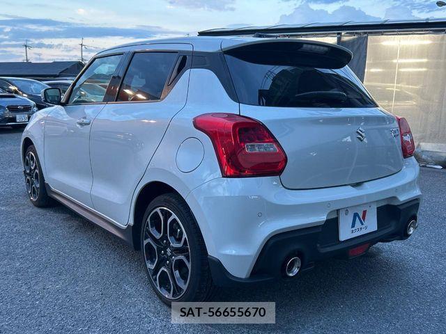 Suzuki SWIFT 2022-04 8563710-16