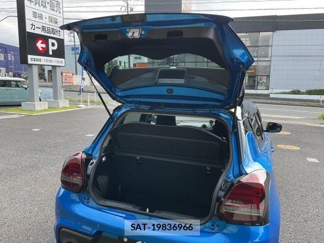 Suzuki SWIFT 2022-12 8563708-13