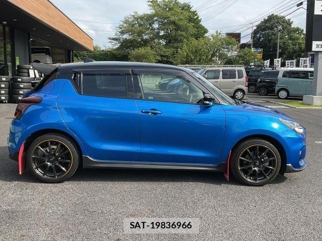 Suzuki SWIFT 2022-12 8563708-15