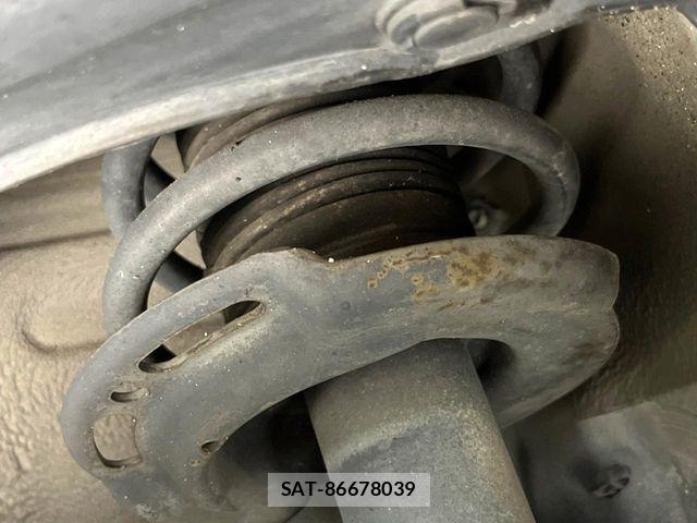 Suzuki SWIFT 2014-08 8563717-19