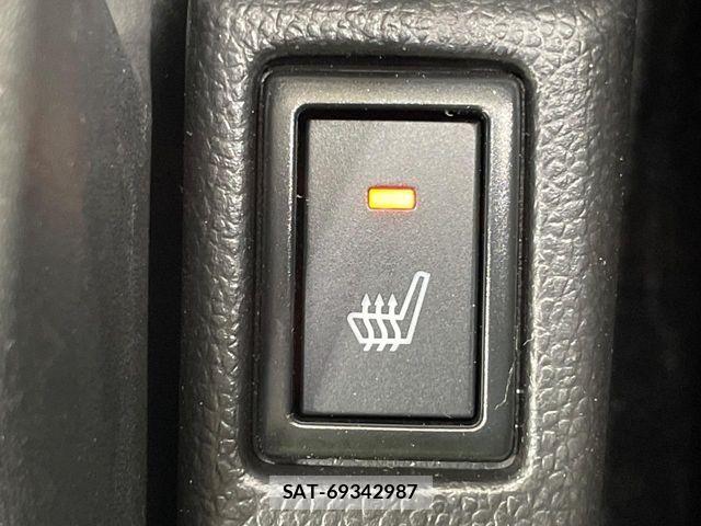Suzuki SWIFT 2023-04 8563712-4