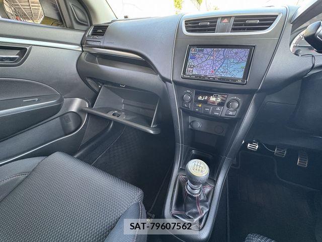 Suzuki SWIFT 2013-01 8563716-14