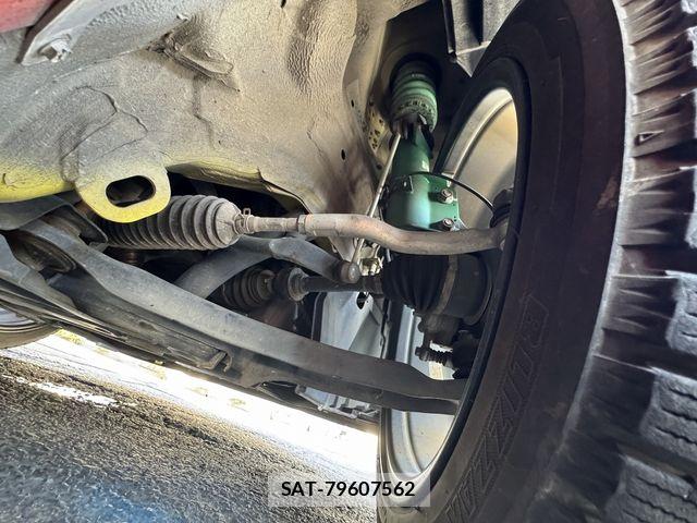 Suzuki SWIFT 2013-01 8563716-16