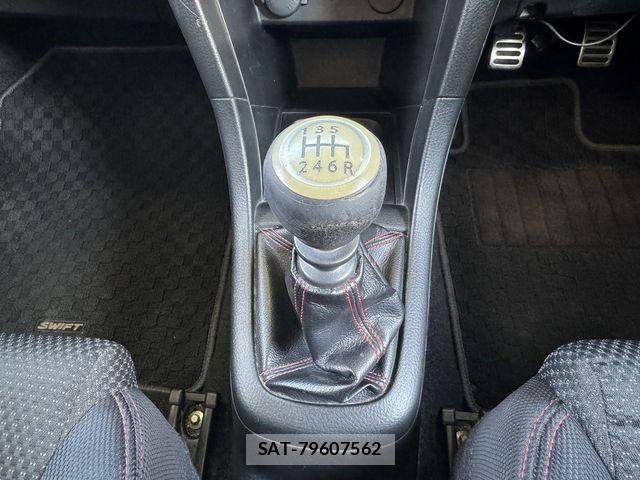 Suzuki SWIFT 2013-01 8563716-18
