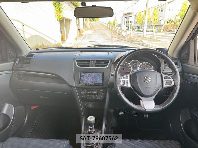 Suzuki SWIFT 2013-01 8563716-1