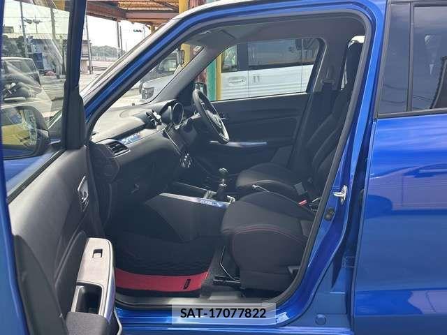 Suzuki SWIFT 2025-06 8563707-4