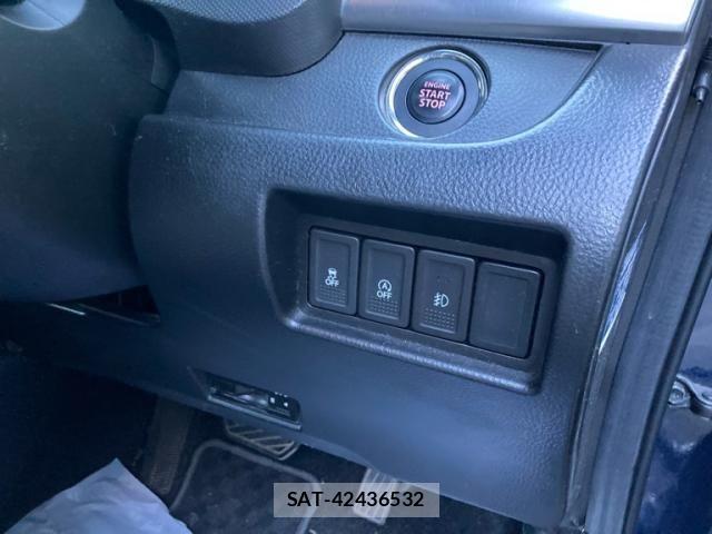 Suzuki SWIFT 2015-10 8629205-12