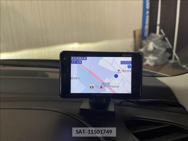 Suzuki SWIFT 2022-05 8629191-19