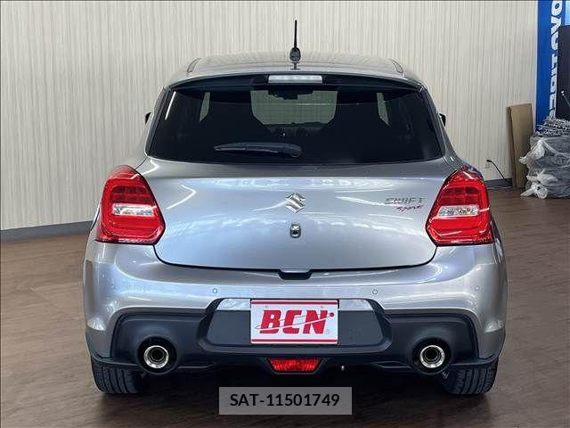 Suzuki SWIFT 2022-05 8629191-5