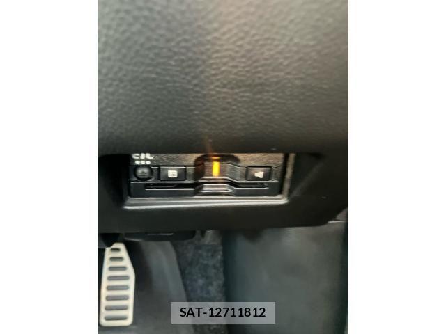 Suzuki SWIFT 2025-11 8629183-25