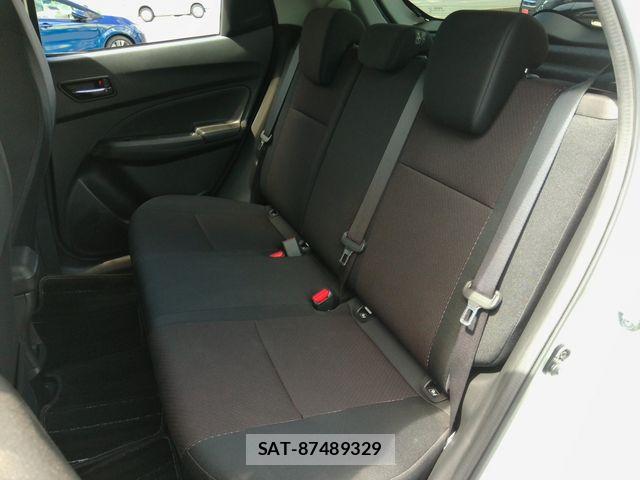 Suzuki SWIFT 2018-03 8629193-19